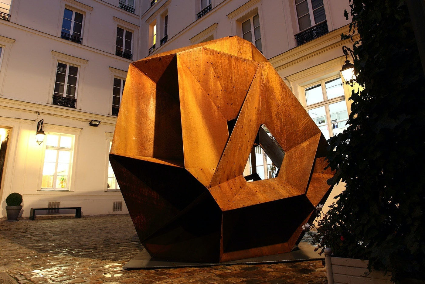 ARIK LEVY, CraterCorten 400, 2012