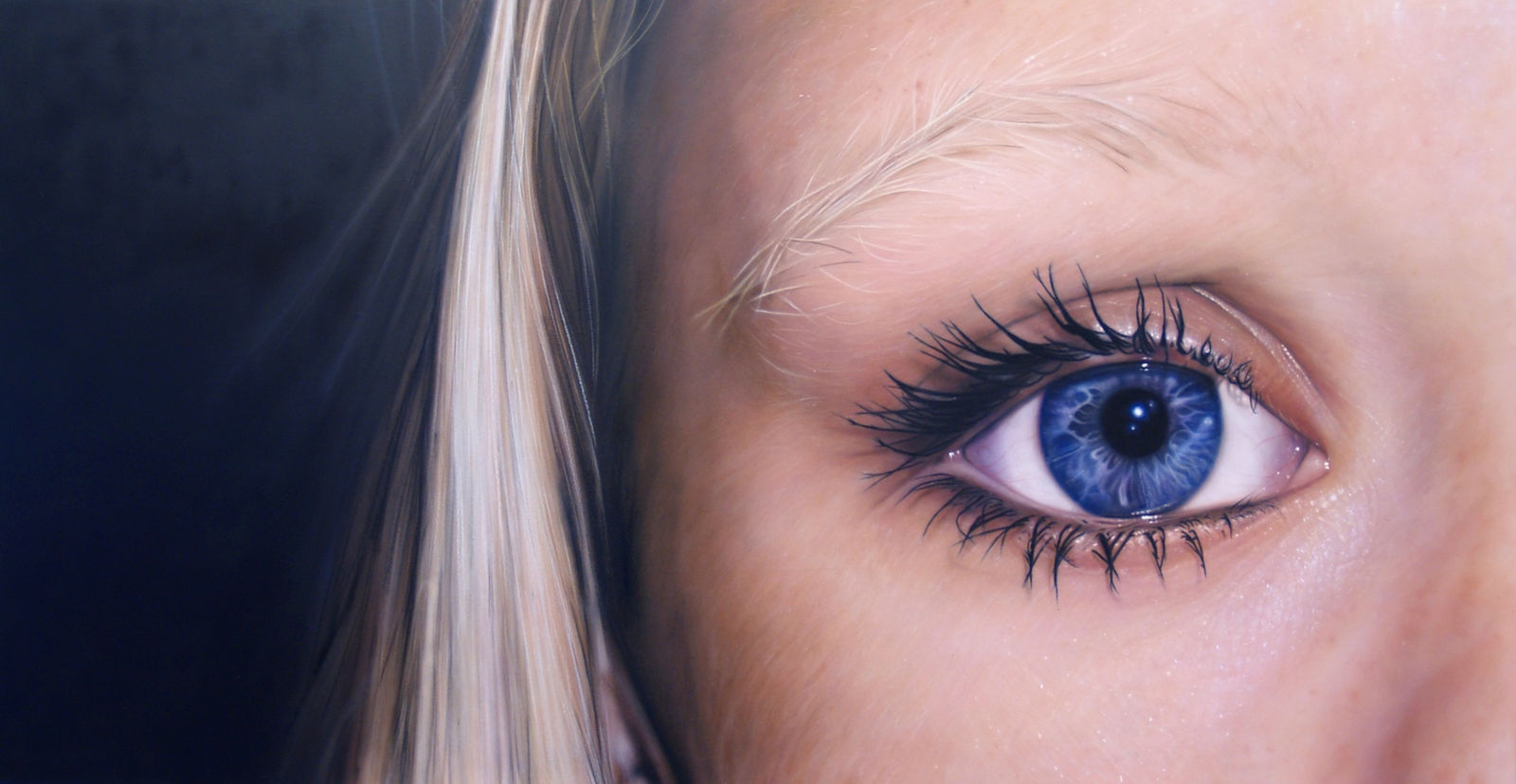 Blond hair, Blue eye