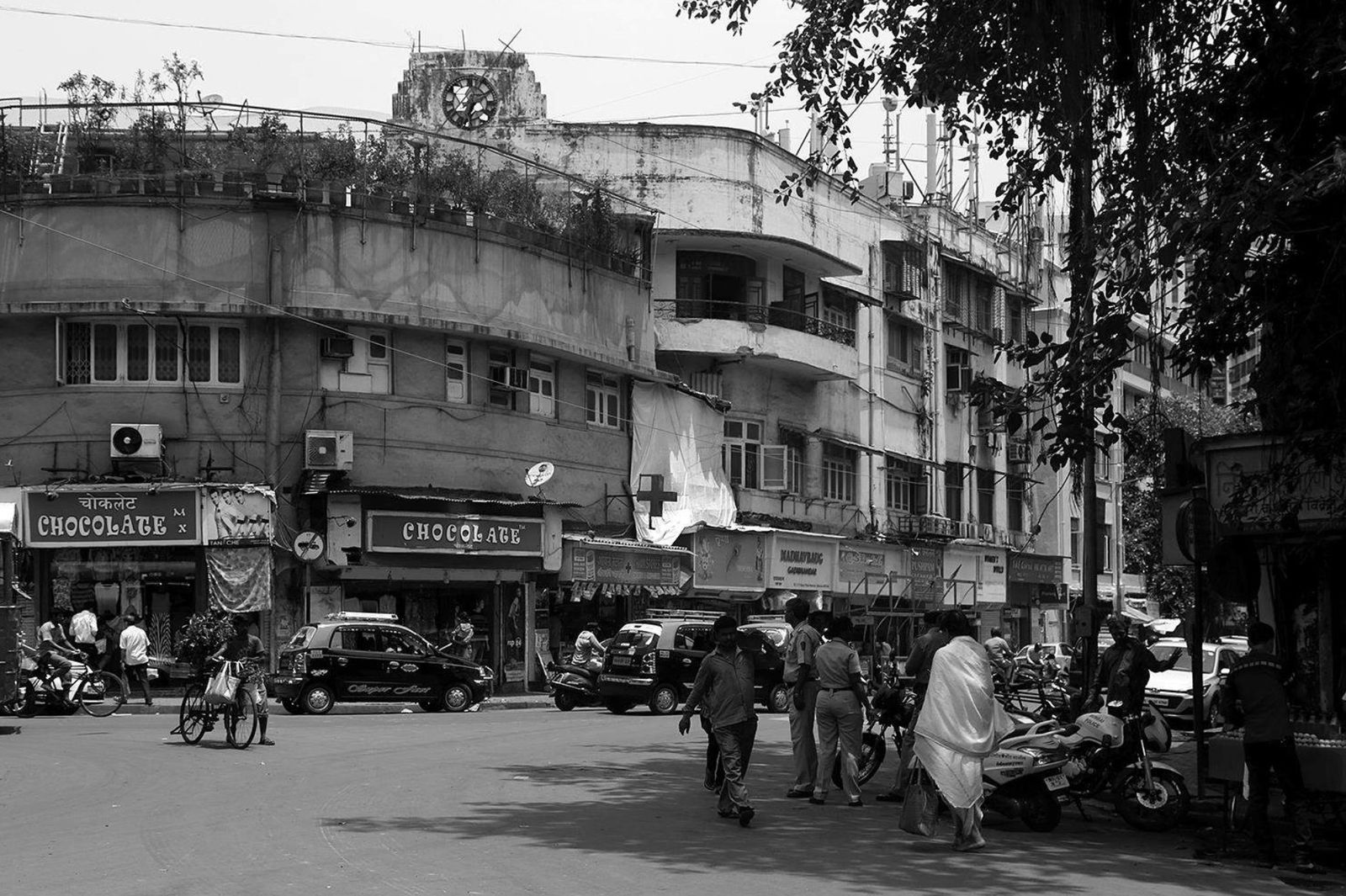 Chirodeep Chaudhuri, PITALE MANSION, Khadilkar Marg; C. P. Tank, 2020