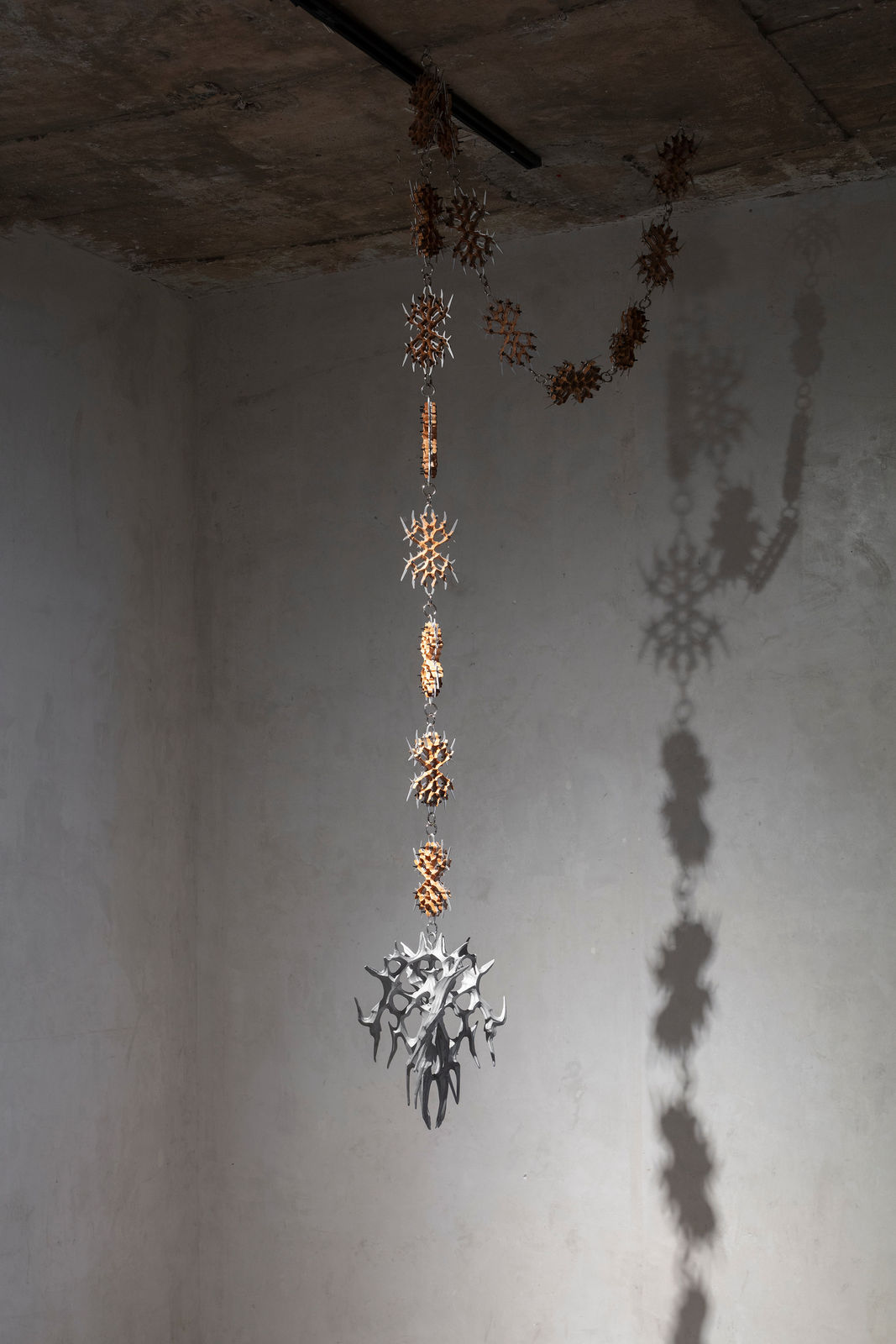 Emma Pidré, Come, sweet death y péndulo, 2025