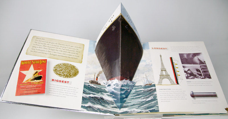 Titanic. The Ship of Dreams. Pop-up spread