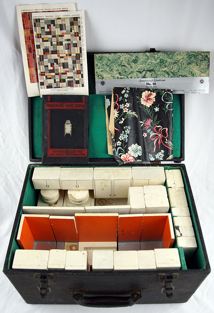 GE salesman's model kitchen kit