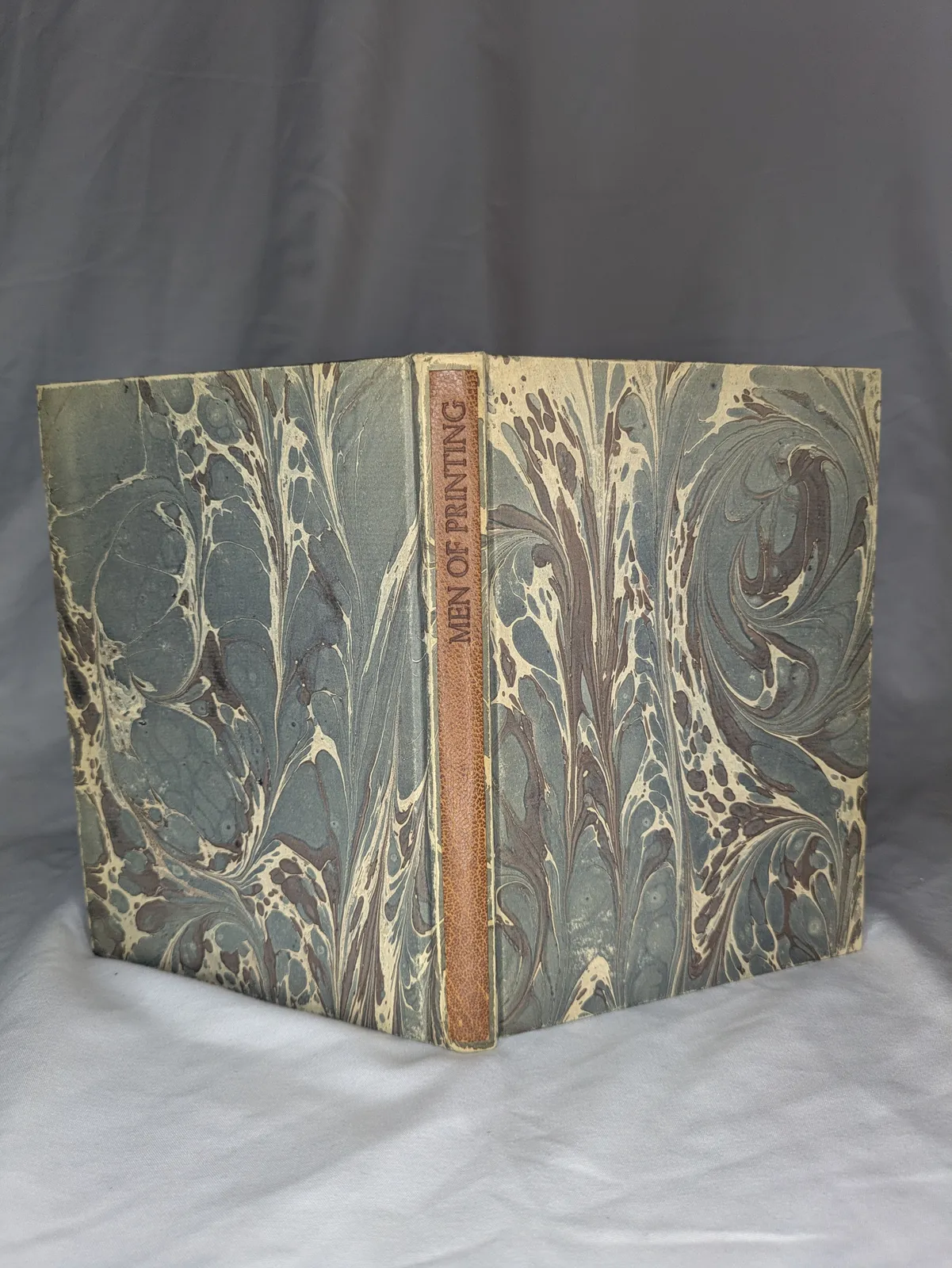 John Walsdorf (ed.); Barry Moser (illus.), Men of Printing: Anglo-American Profiles, 1976