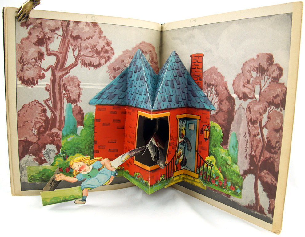 Goldilocks and the Three Bears. Pop-up spread