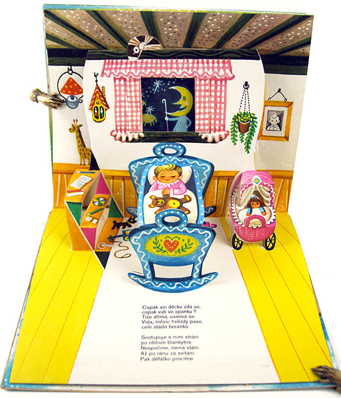 Jedem na prázdniny by Vojtech Kubasta. Pop-up spread