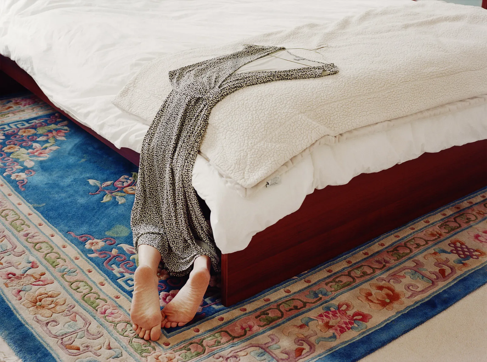Lee Materazzi, Hiding Under my Mother's Dress, 2011