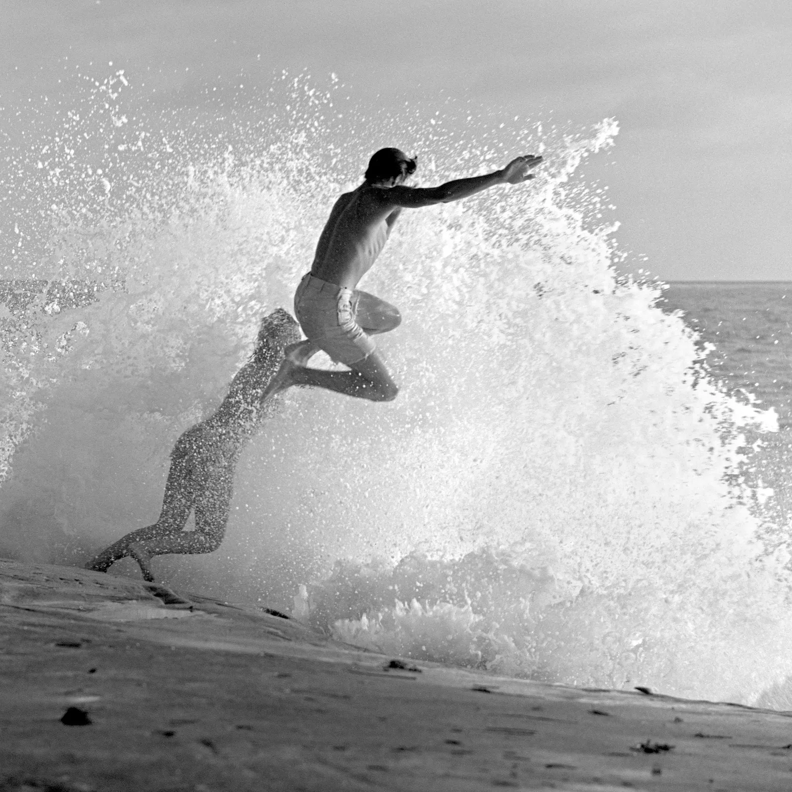 Roy Porello, Shore Break Jump, Windansea, 1962