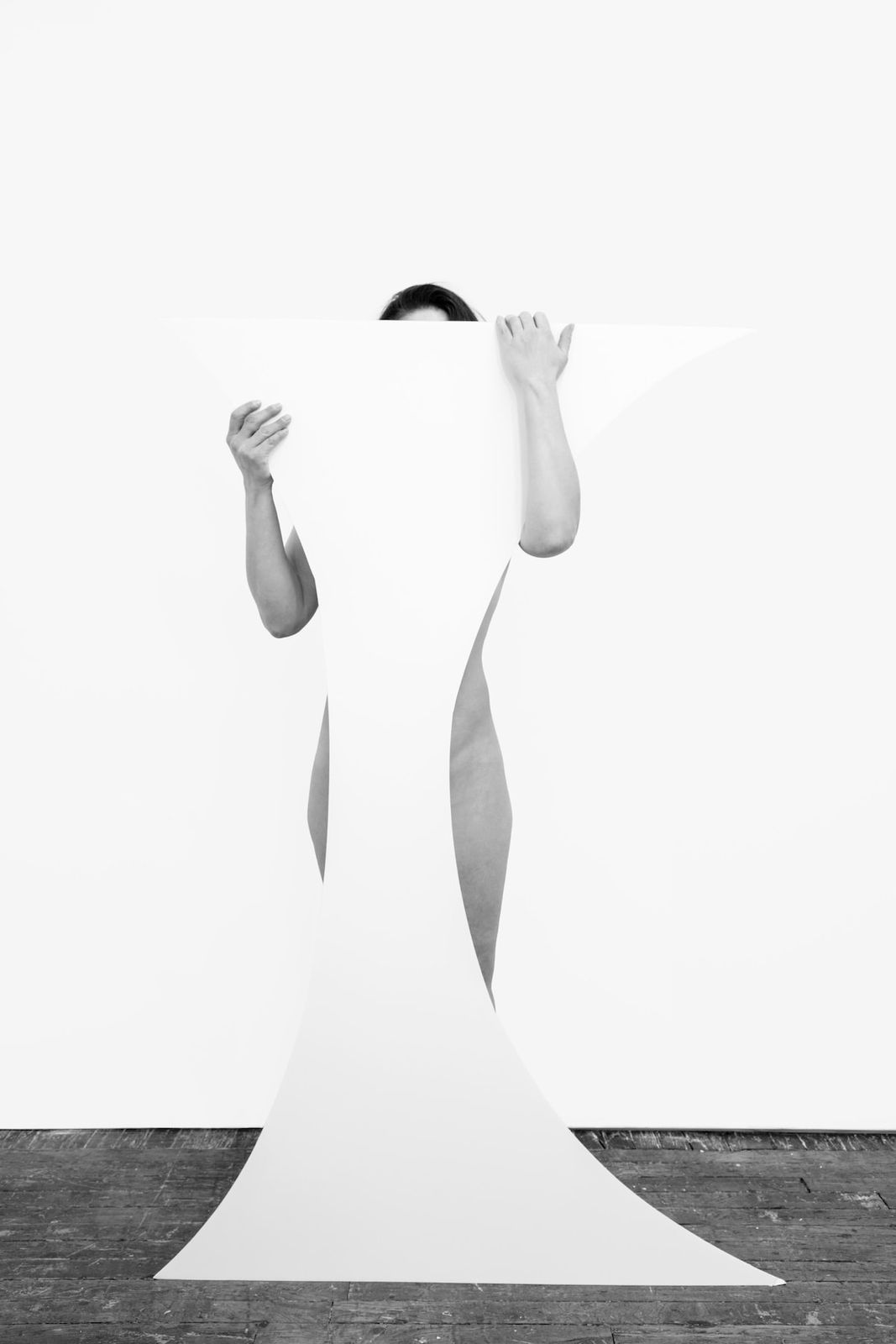 Sheree Hovsepian, Leaning In #3, 2019