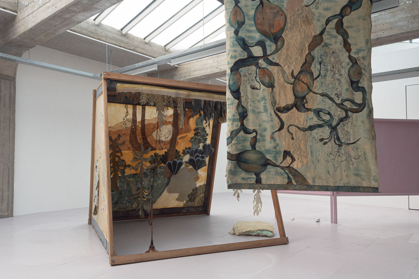 Leonie Schneider, This Is How We Live