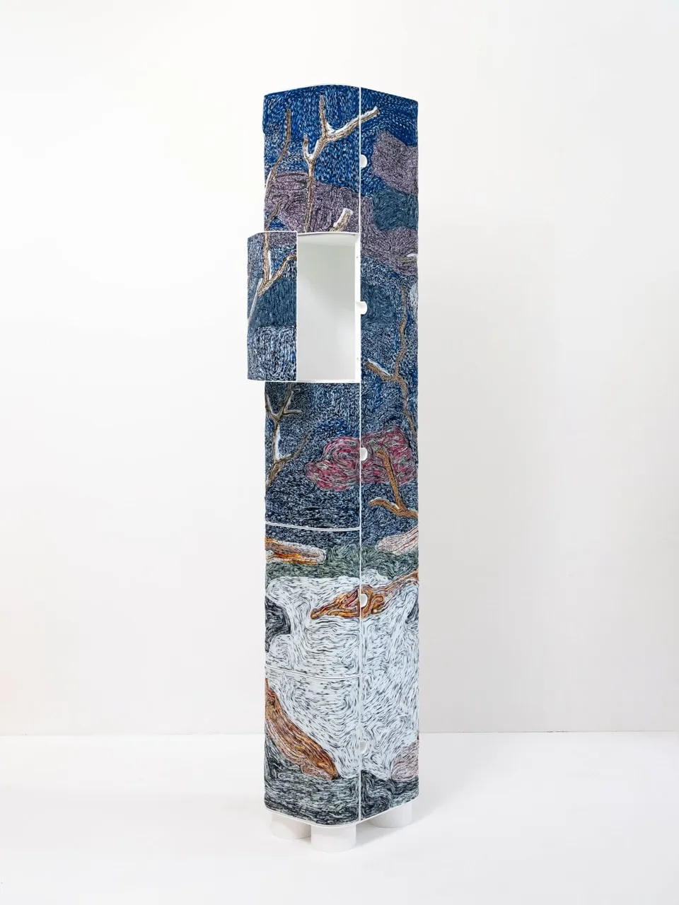 Simone Post, Frozen mists column