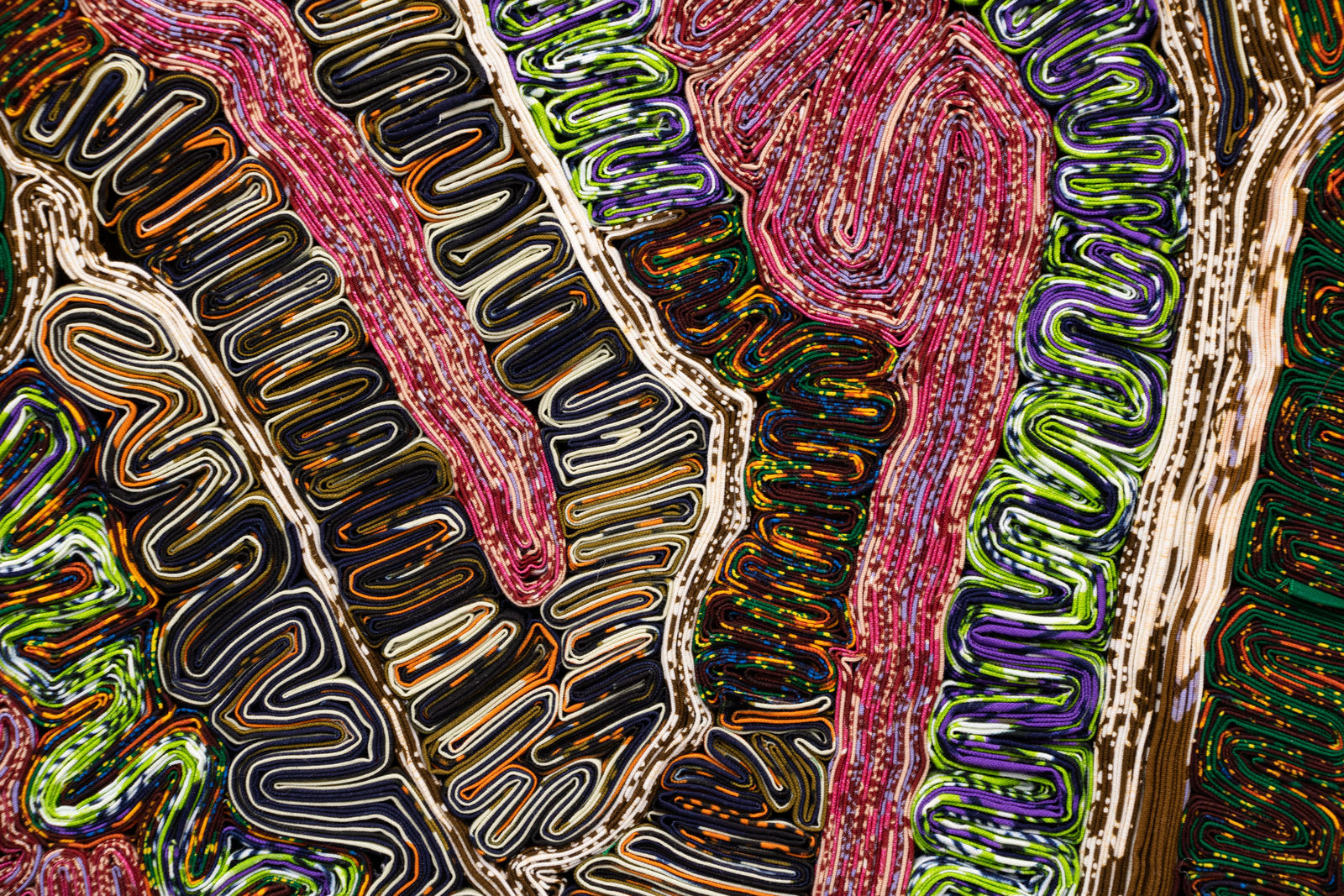 Simone Post, Wall tapestry - krulvaren