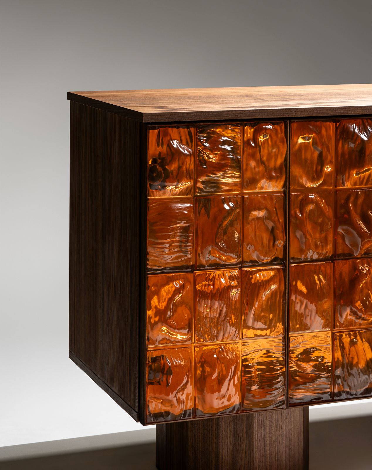 REM Atelier, Golden Hour Cabinet