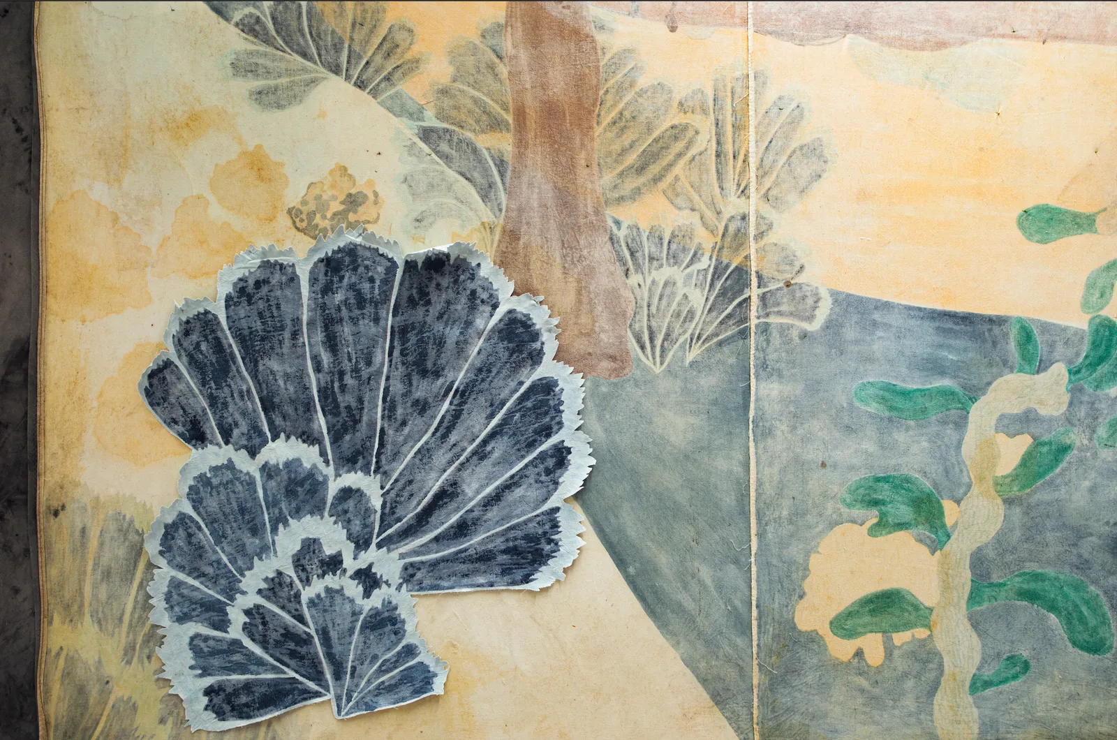 Leonie Schneider, This Is How We Live