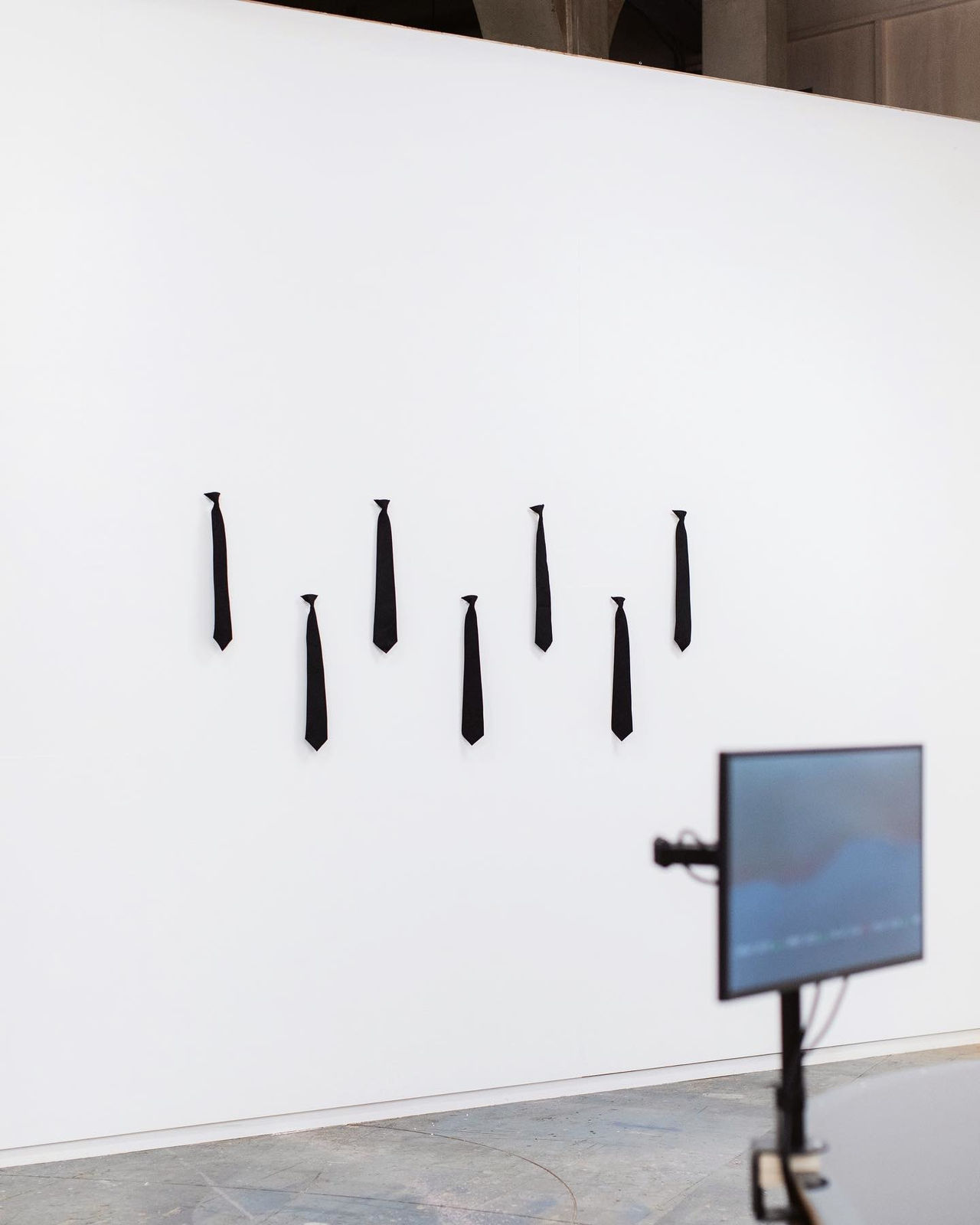 Thordur Hans, The men's choir in the wall