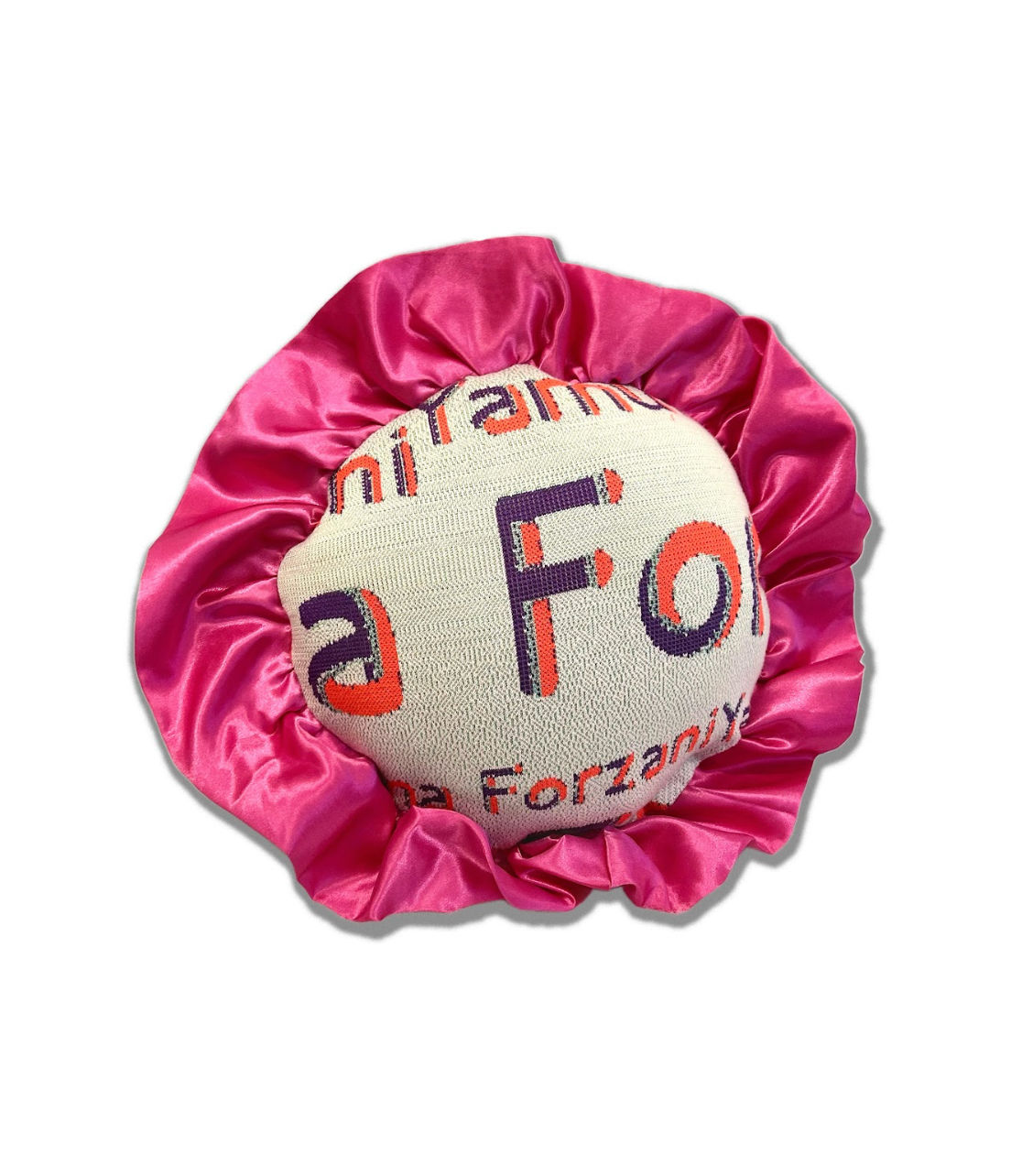 Yamuna Forzani, Small frilly pillow