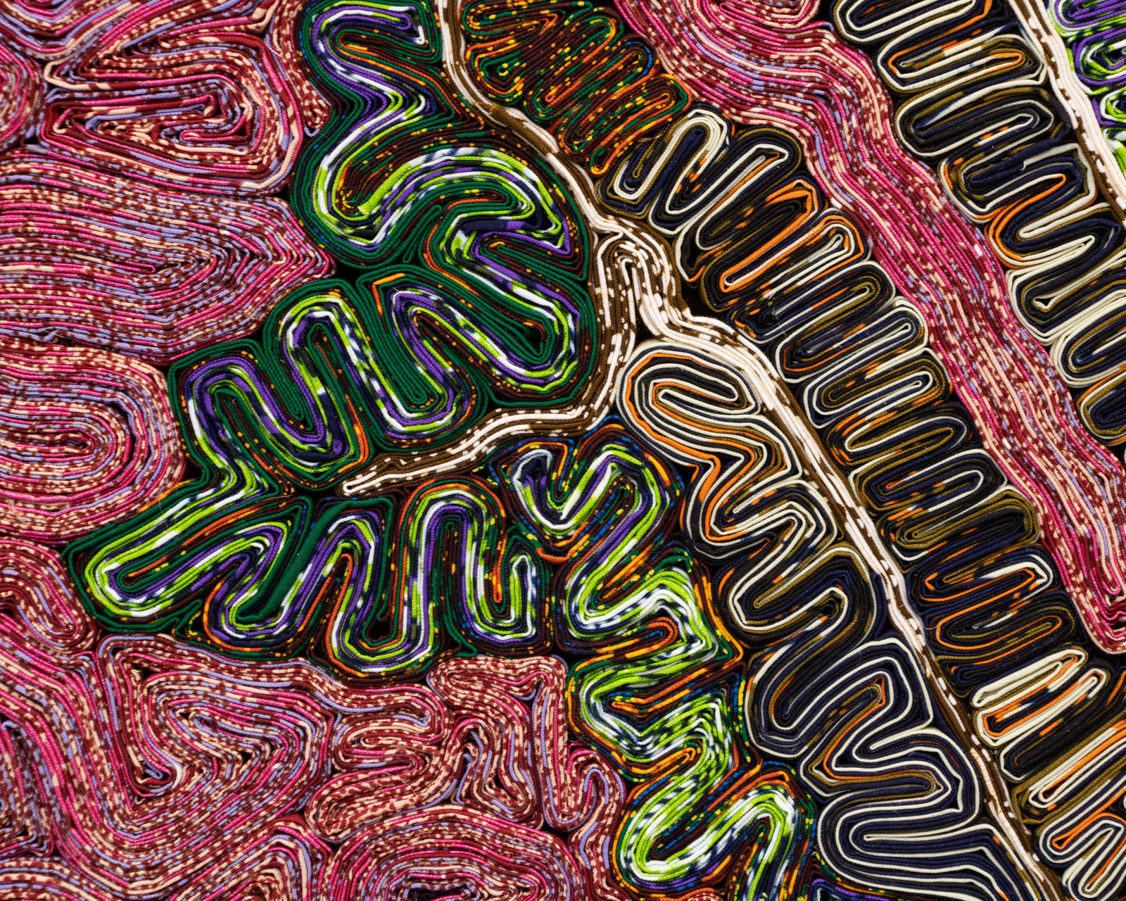 Simone Post, Wall tapestry - krulvaren