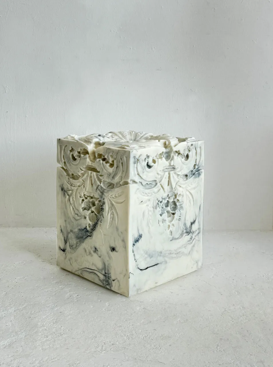 Nynke Koster, Baroque (Light marble look)