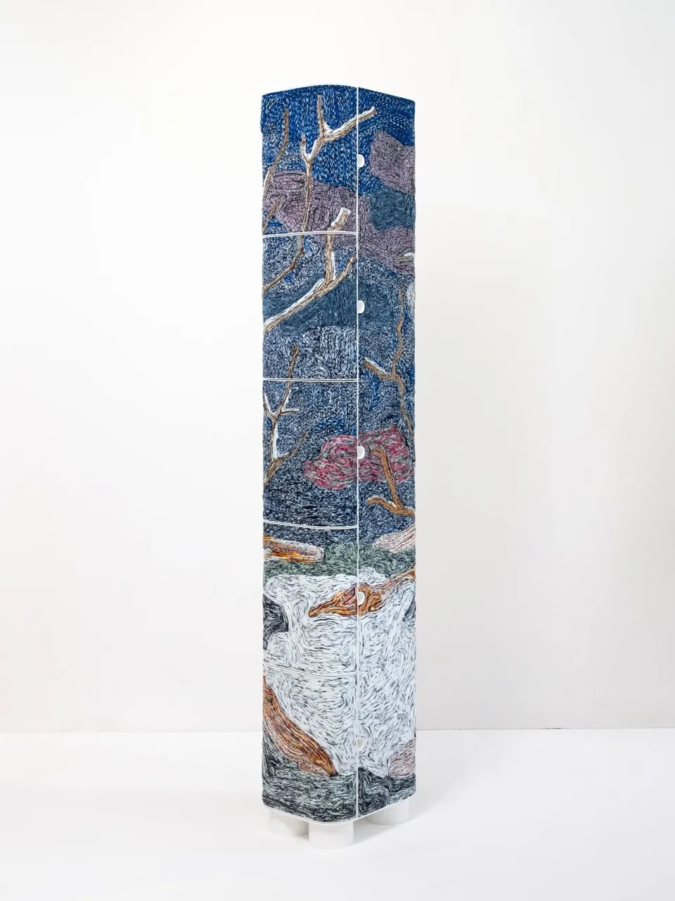 Simone Post, Frozen mists column