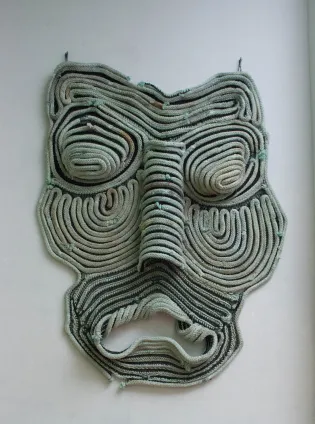 Joana Schneider, Totem Raufen