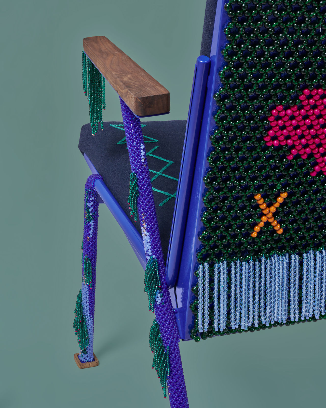 Mina Abouzahra, Hieja Fauteuil