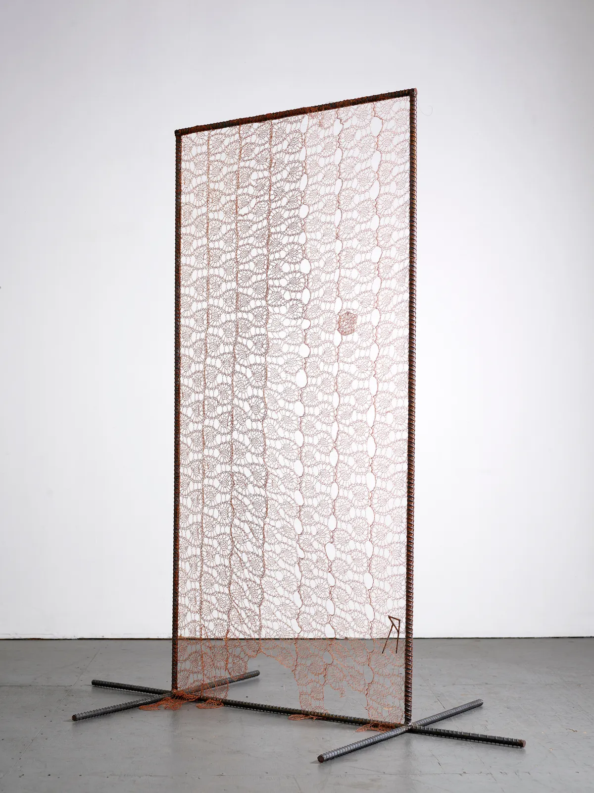 ektor garcia, portal III, 2019 / 2022