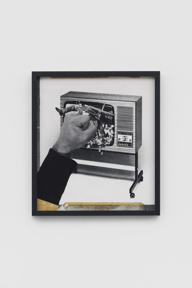 Peter KENNARD, Smashed, 1979