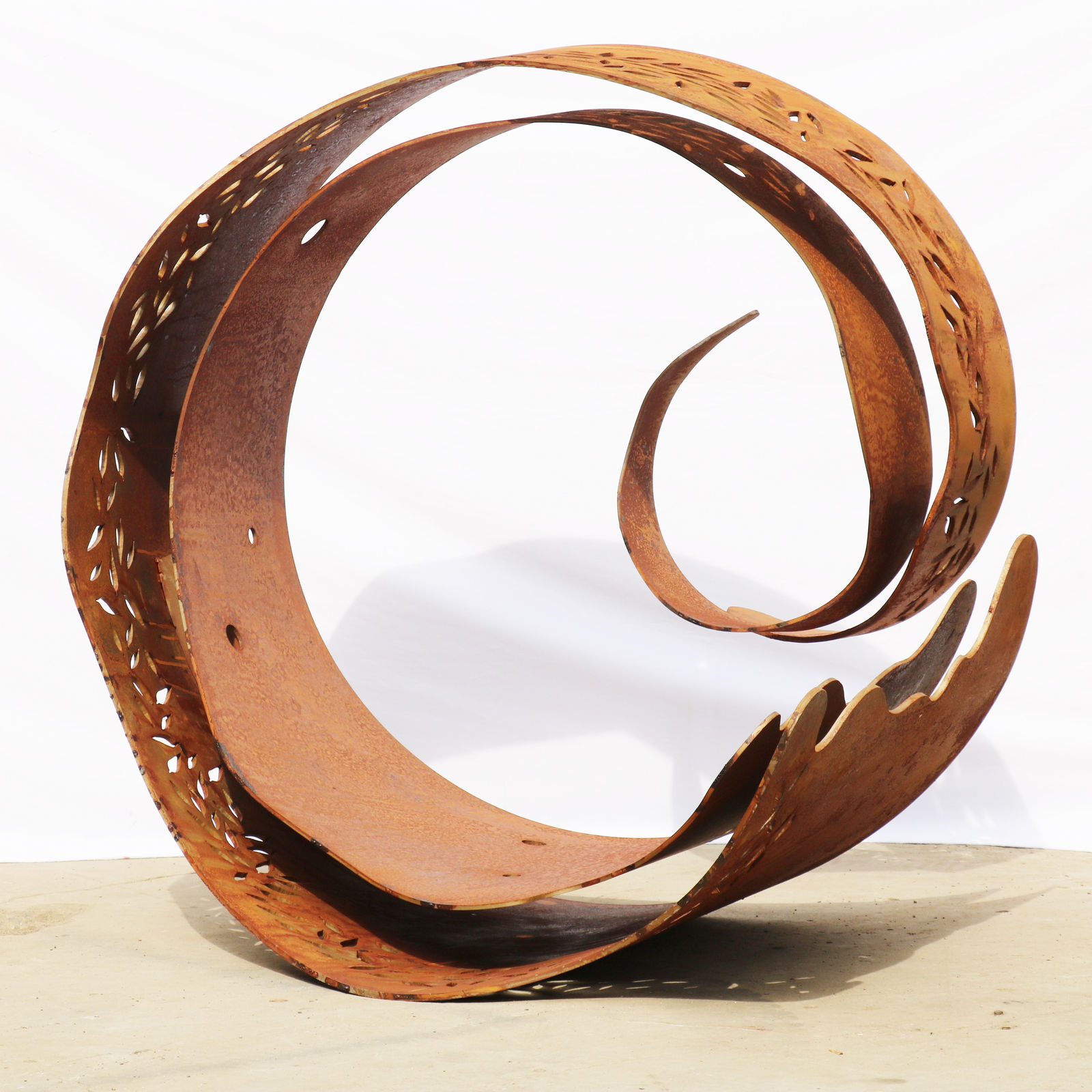 Azza Al Qubaisi, Root 08, 2012