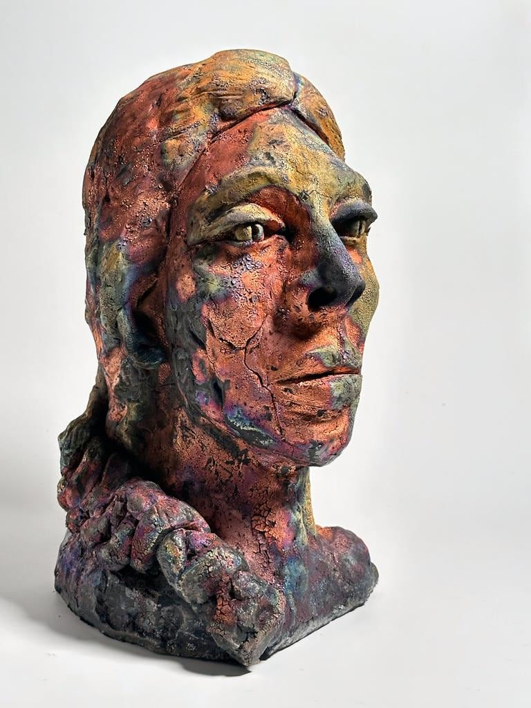 Hasseena Suresh, Faces I have seen, the faces I have been - III, 2023