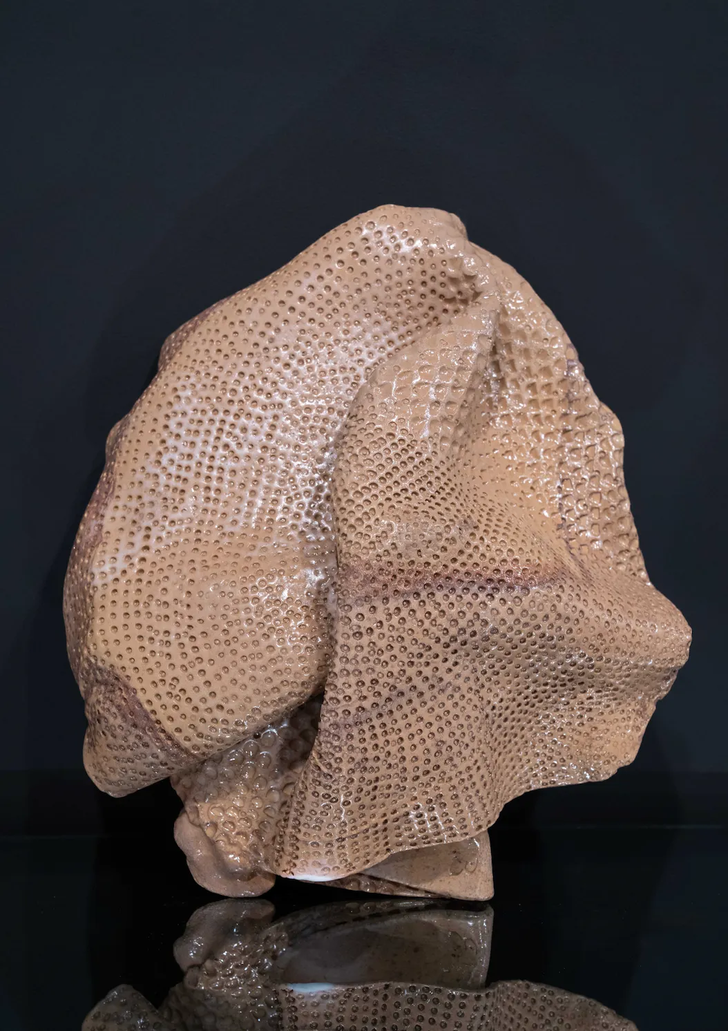 Nujoom Alghanem, A Section of Artifacts of the Current Moments جزء من القطع الأثرية للحظات الراهنة, 2024