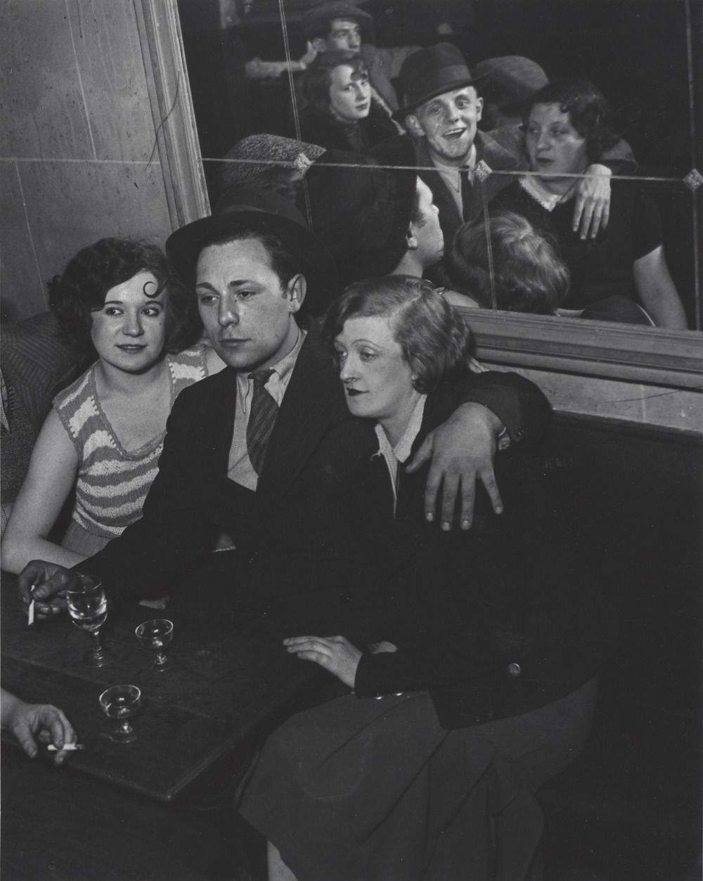 Brassaï, Groupe joyeux au bal musette des Quatre-Saisons, Paris, France, 1932/1973