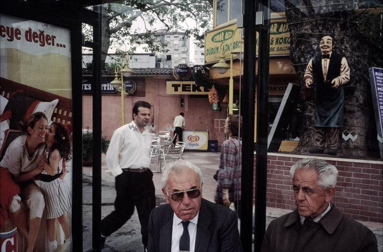 Alex Webb, Istanbul (Bus Stop), 2001