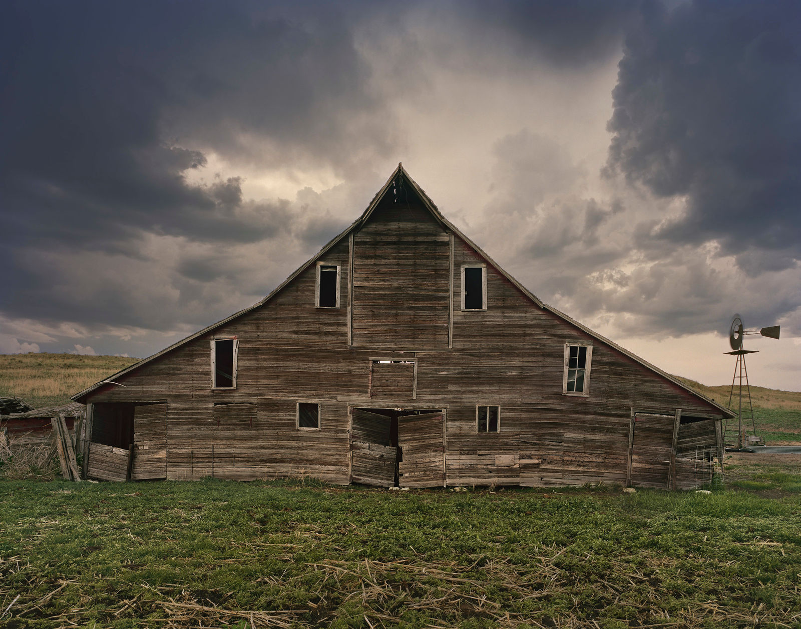 Andrew Moore, Cash Meier Barn, 2012