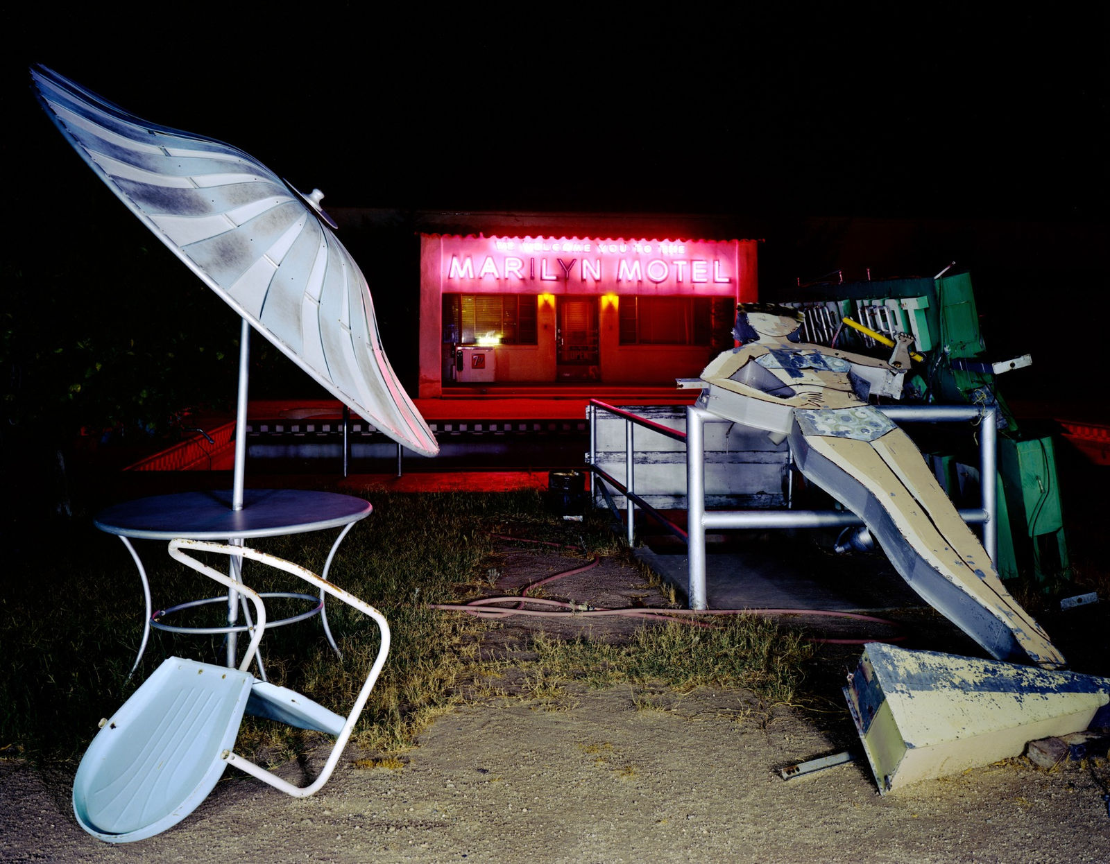 Jim Dow, Marilyn Motel on The Miracle Mile, Rte, 77 Tucson, AZ, 1980