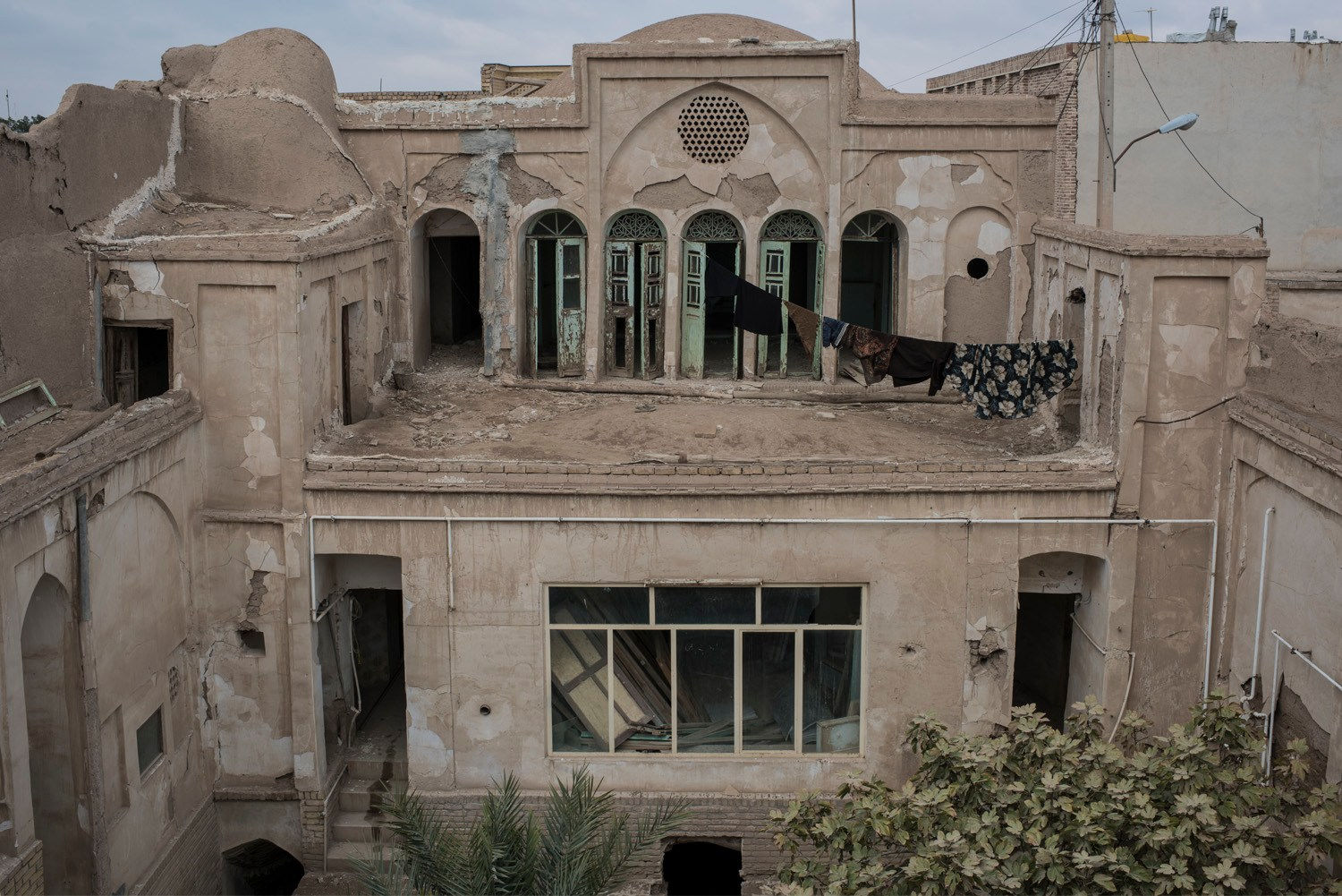 Tahmineh Monzavi, Past Continuous, 8, 2016