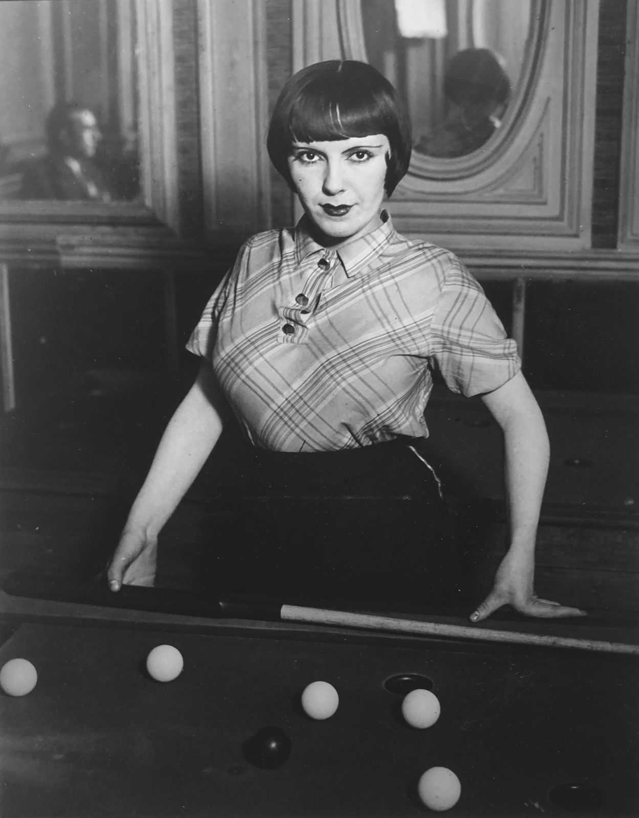 Brassai, La Fille de Joie au Billard Russe, Montmartre ((Prostitute Playing Russian Billiards, Boulevard Rochechouart, Montmartre), 1932