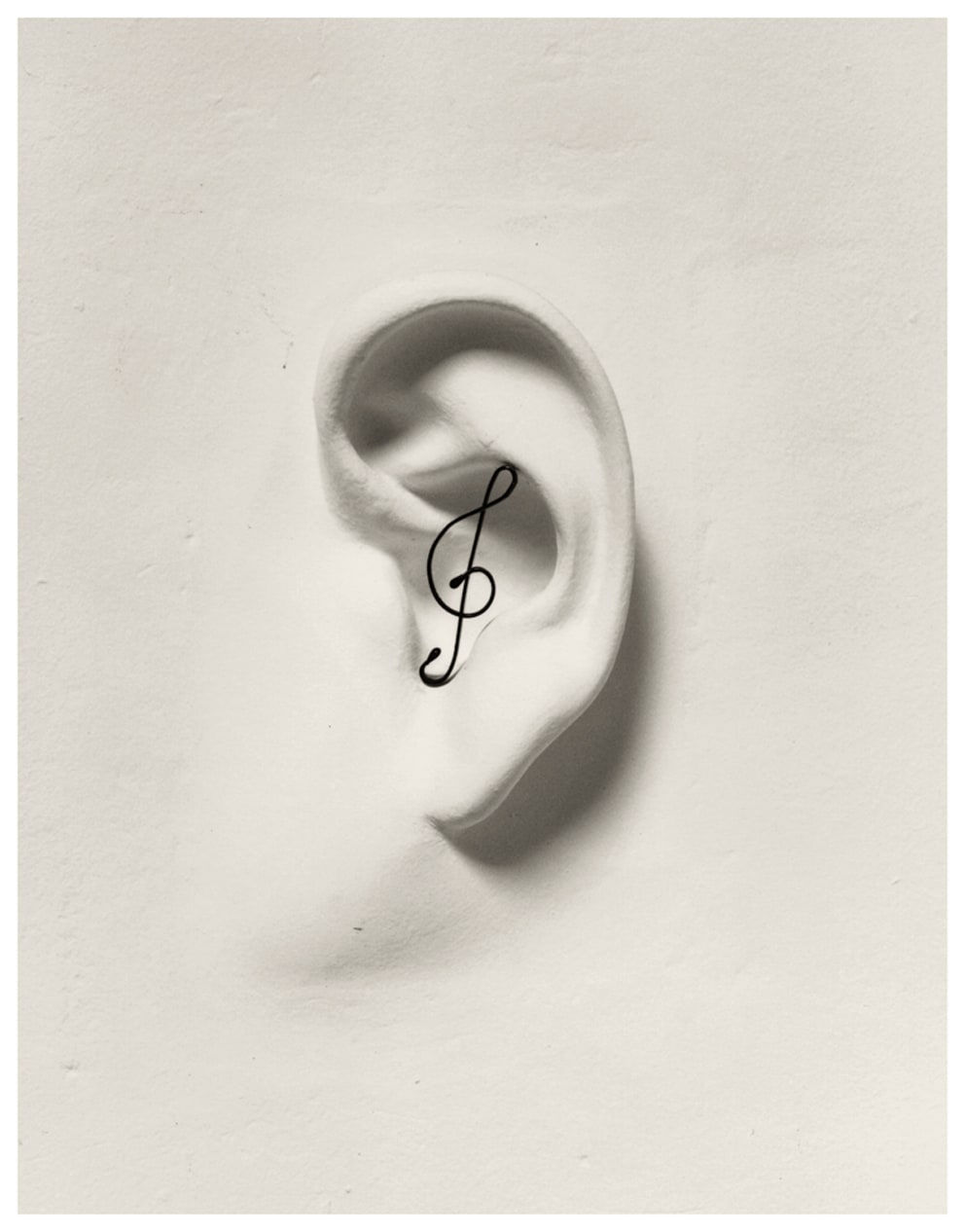 Chema Madoz, Nota Oreja, 1998