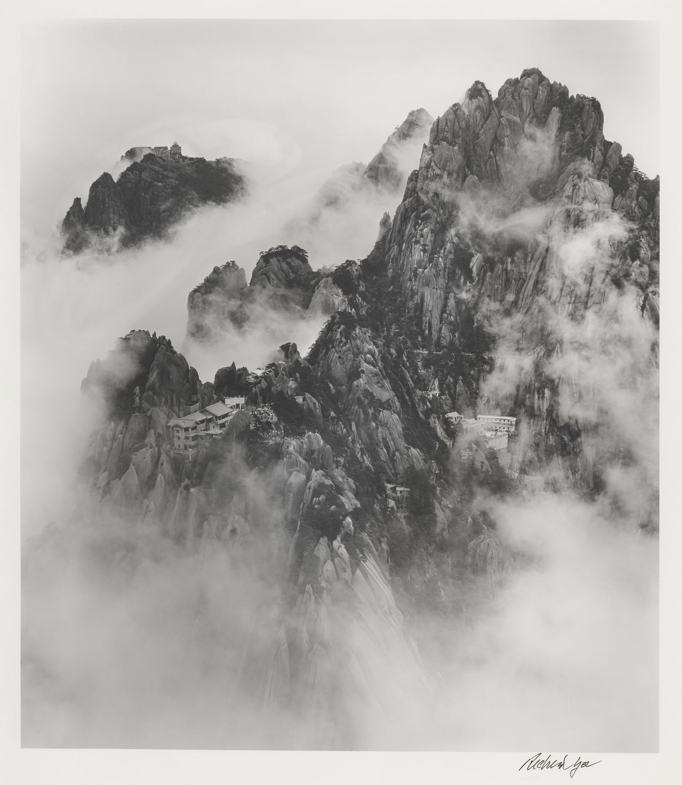 Richard Yee, Pavilion in the Mist, Yellow Mountain, China, 2000