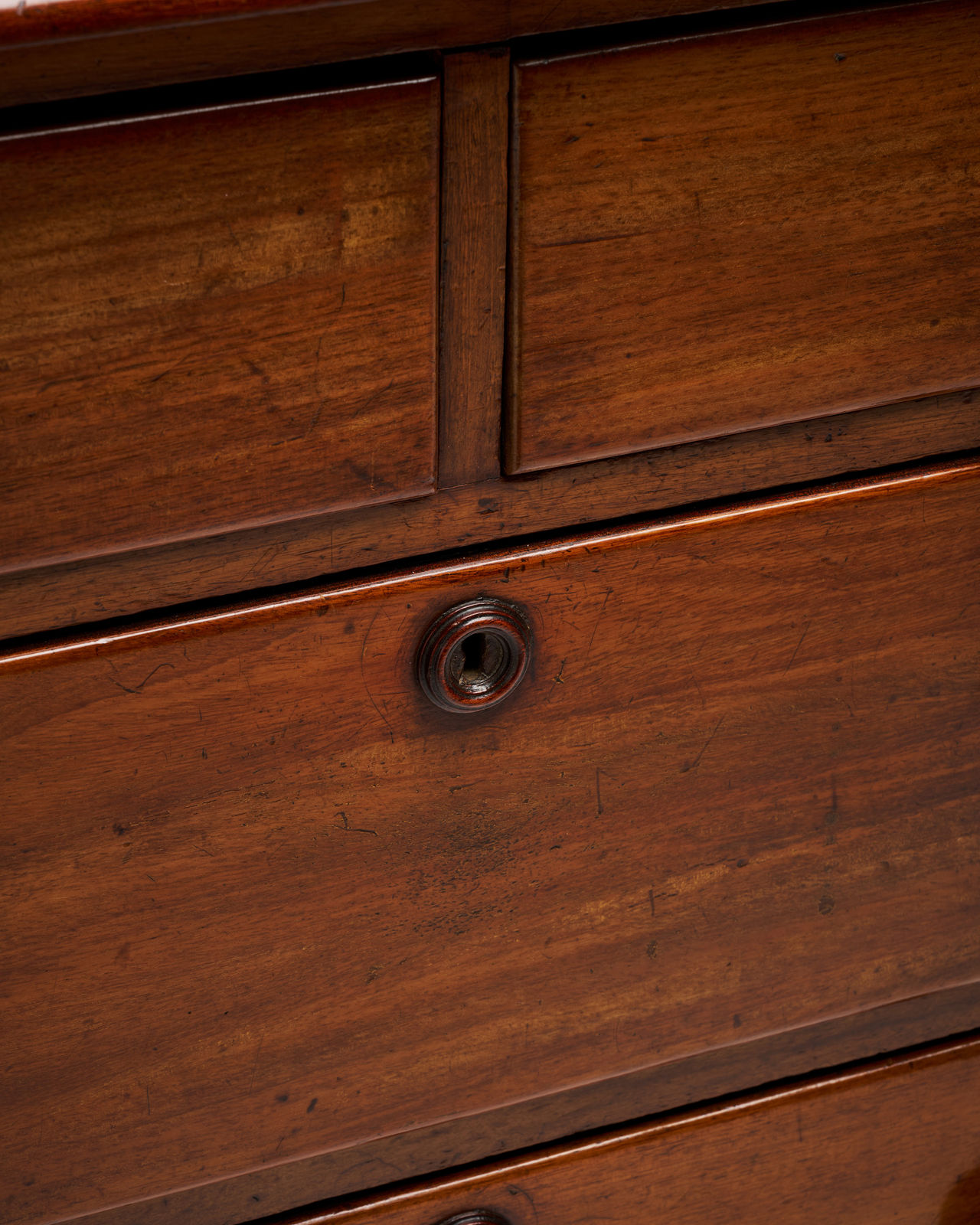 Victorian Chest of Drawers