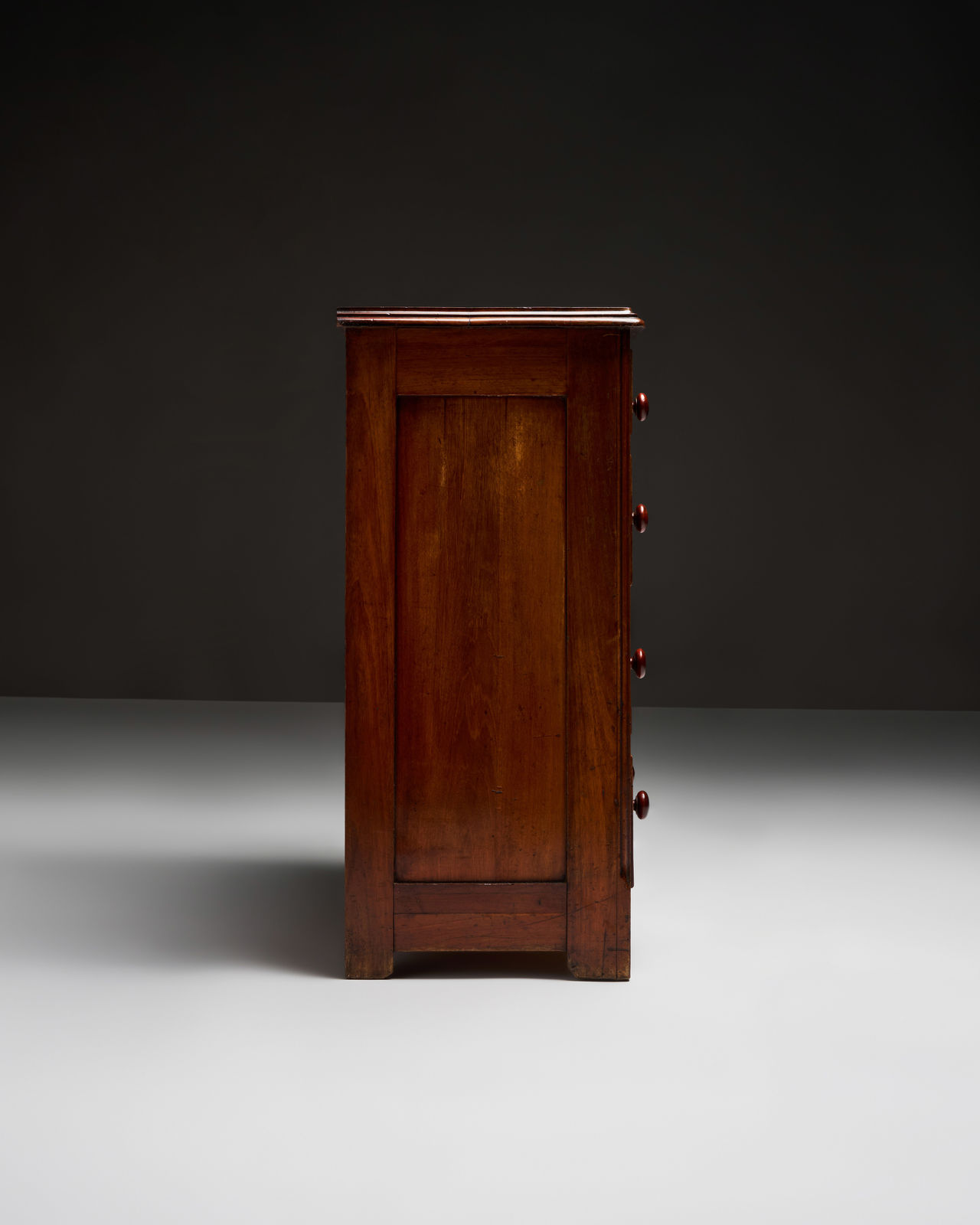 Victorian Chest of Drawers