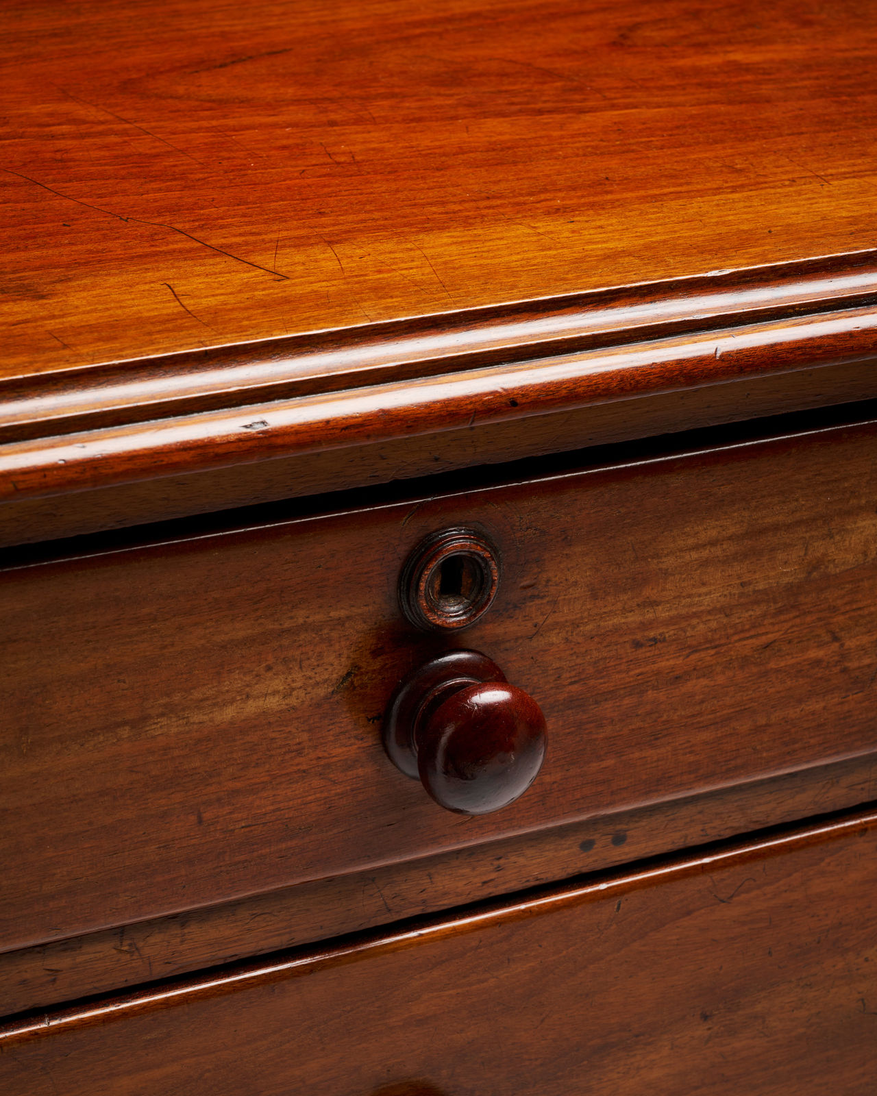 Victorian Chest of Drawers