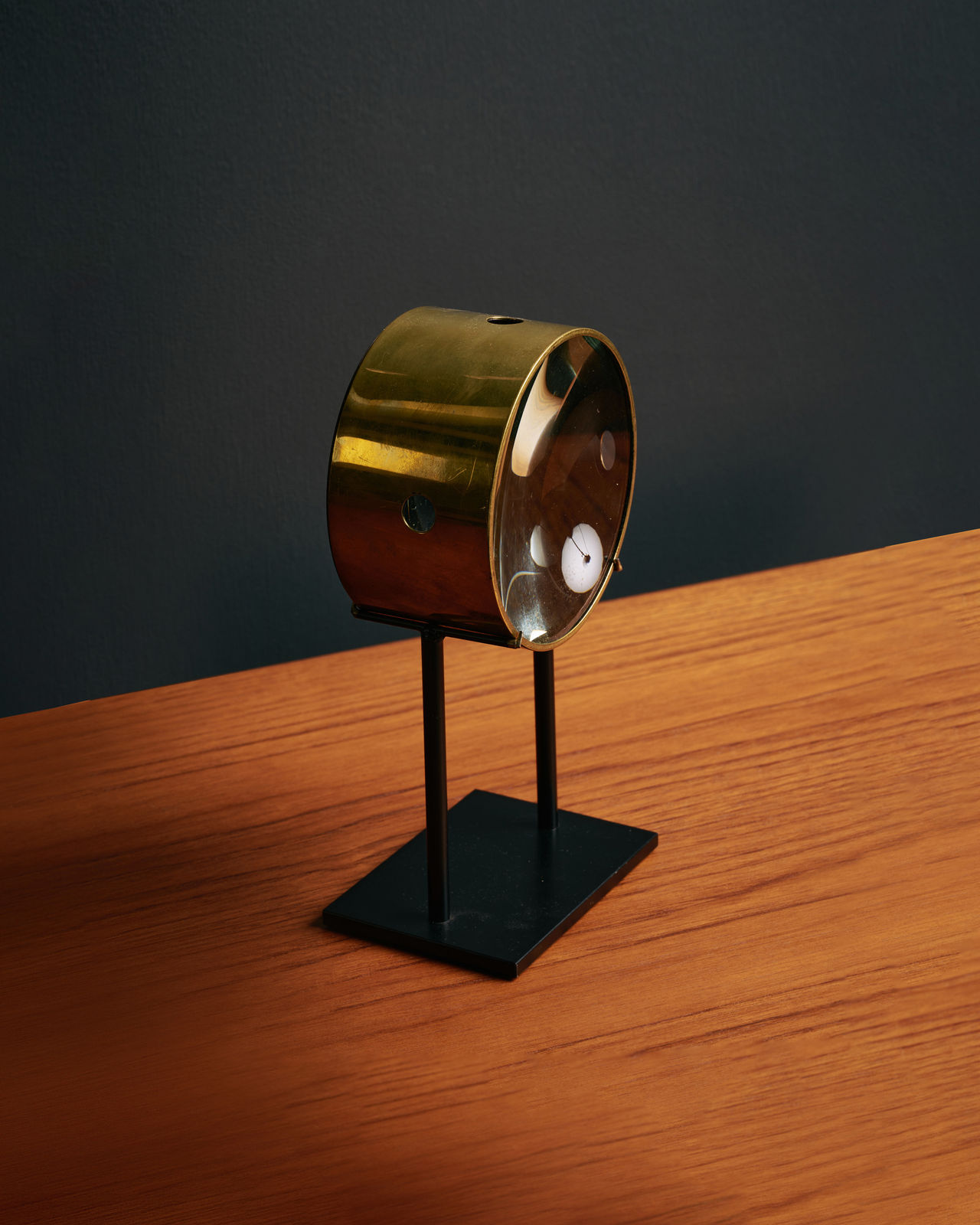 Glass Lens/Magnifier on Stand