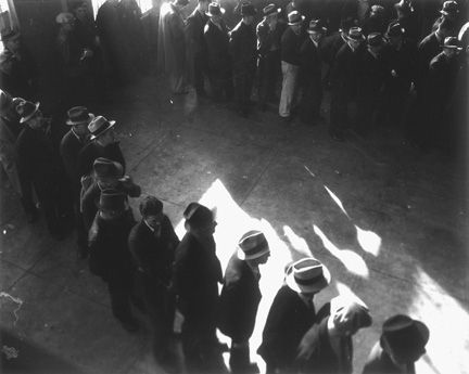 Dorothea Lange, Social Security, San Francisco, 1937