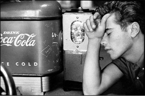 Bruce Davidson, Untitled [youth with coke machine], Brooklyn Gang, 1959