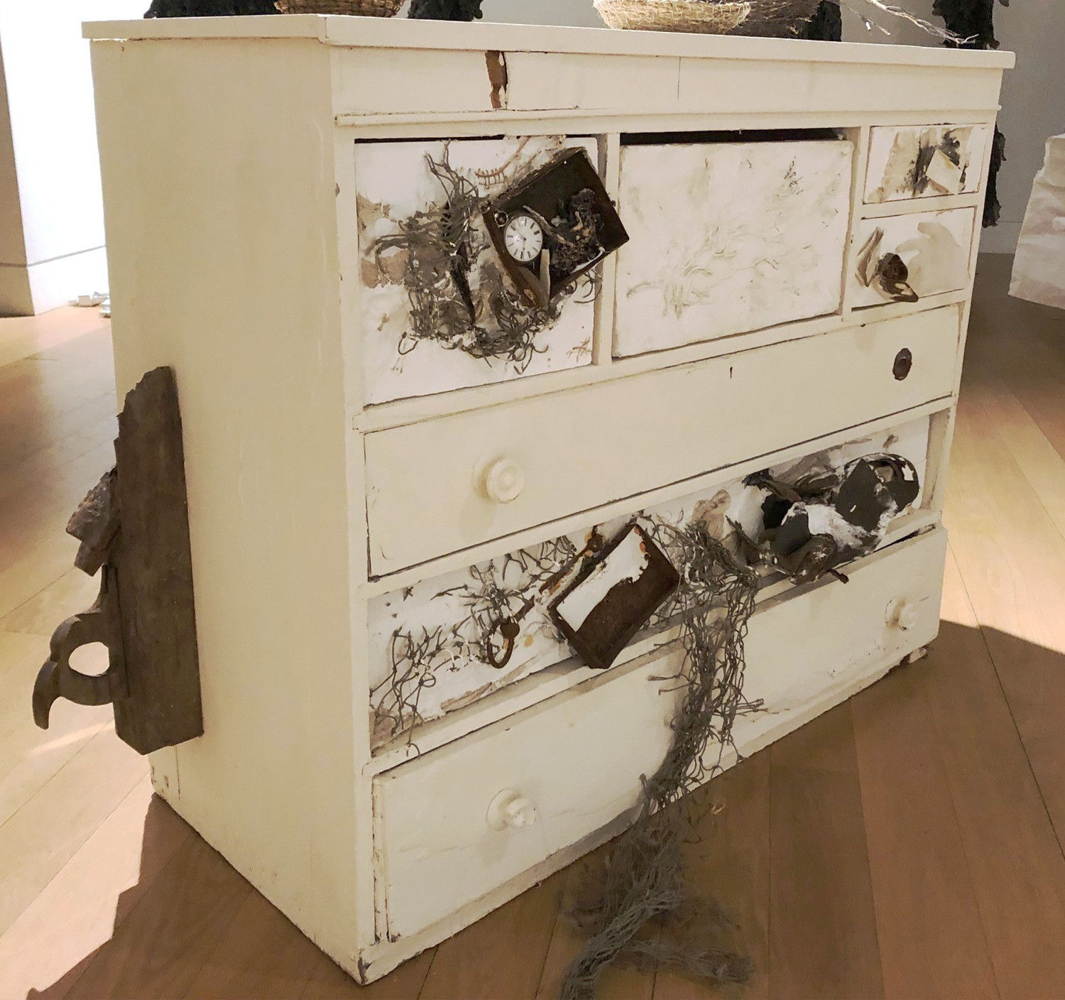 Ruth Tait, A Kist of Memories, 2021