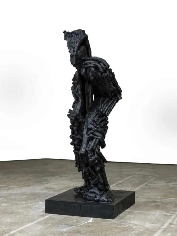 Thomas Houseago, Yet to be titled (peeking figure), 2012