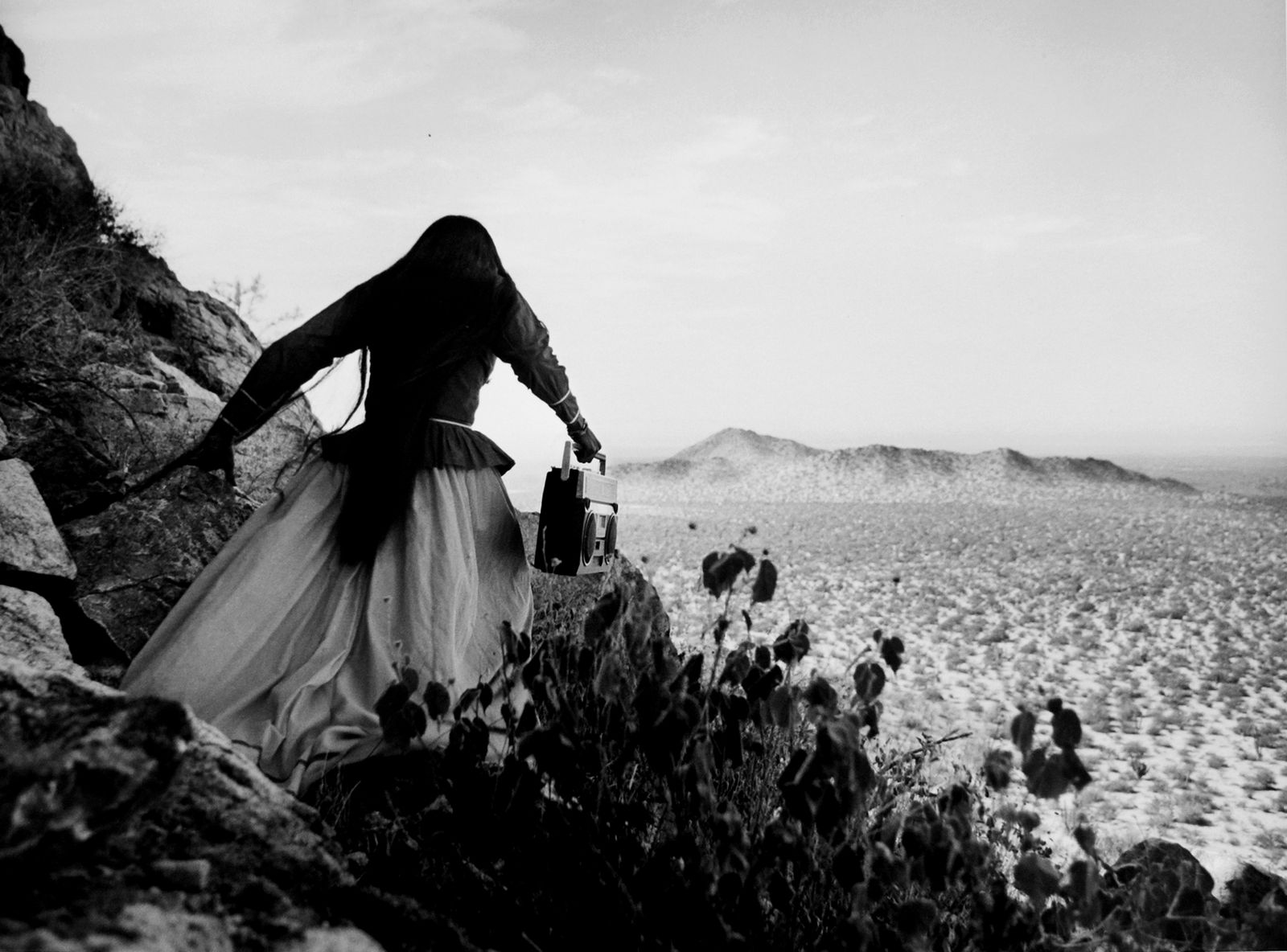 Graciela Iturbide, Mujer ángel Desierto de Sonora, México, 1979
