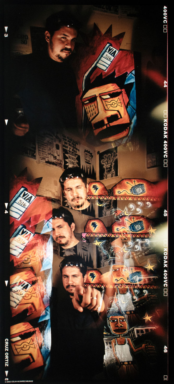 Celia Álvarez Muñoz, Cruz Ortiz, Semejantes Personajes/Significant Personages Series, 2002