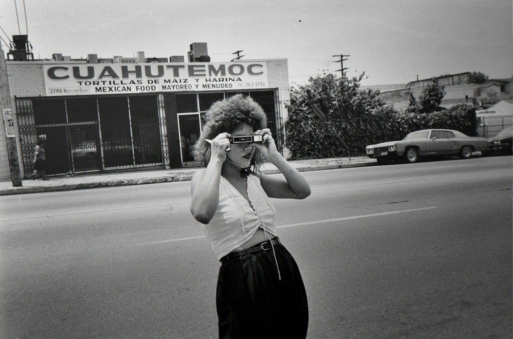 Cristina tomando una foto, White Fence, East Los Ángeles