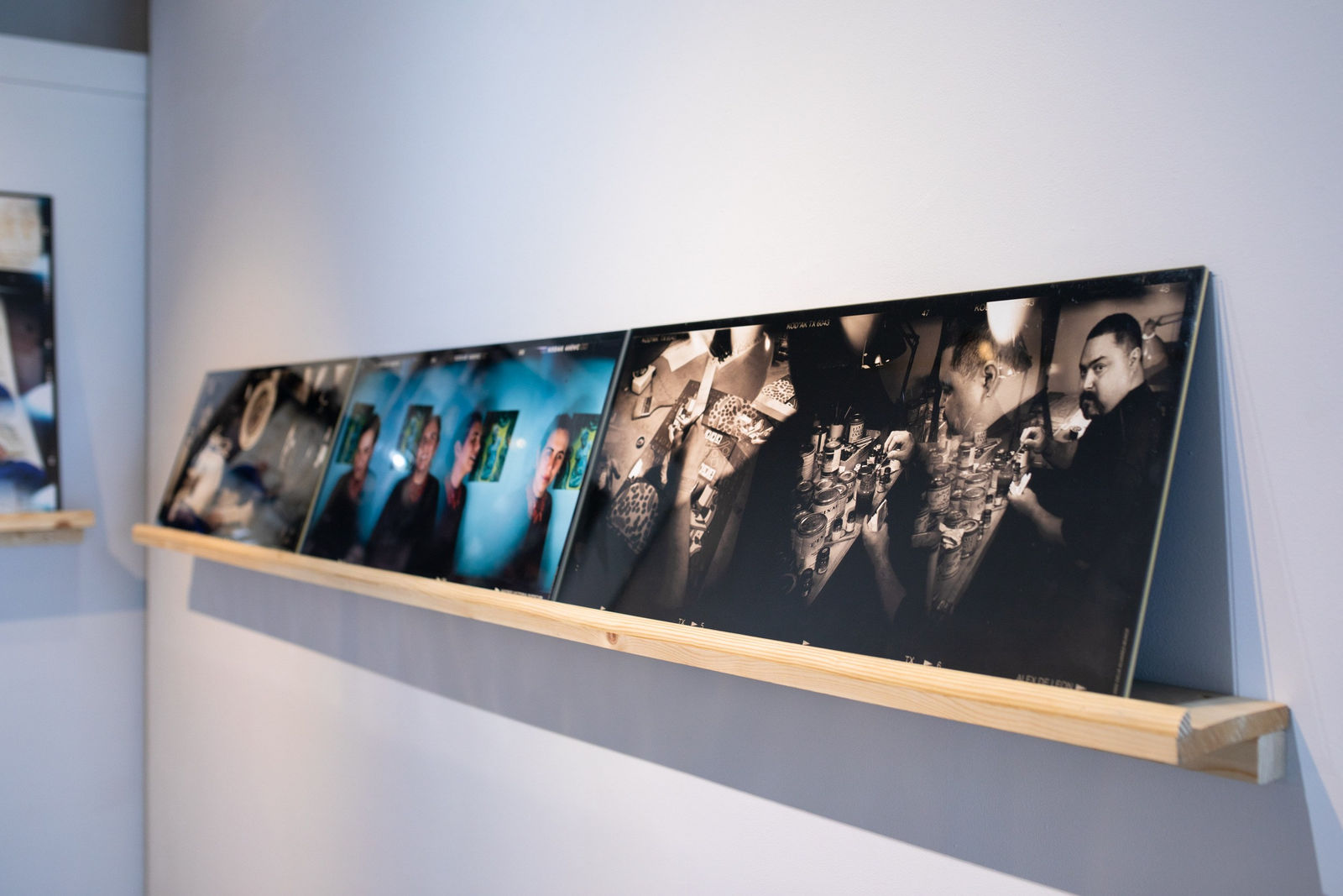 Celia Álvarez Muñoz, Alex de Leon, Semejantes Personajes/Significant Personages Series, 2002