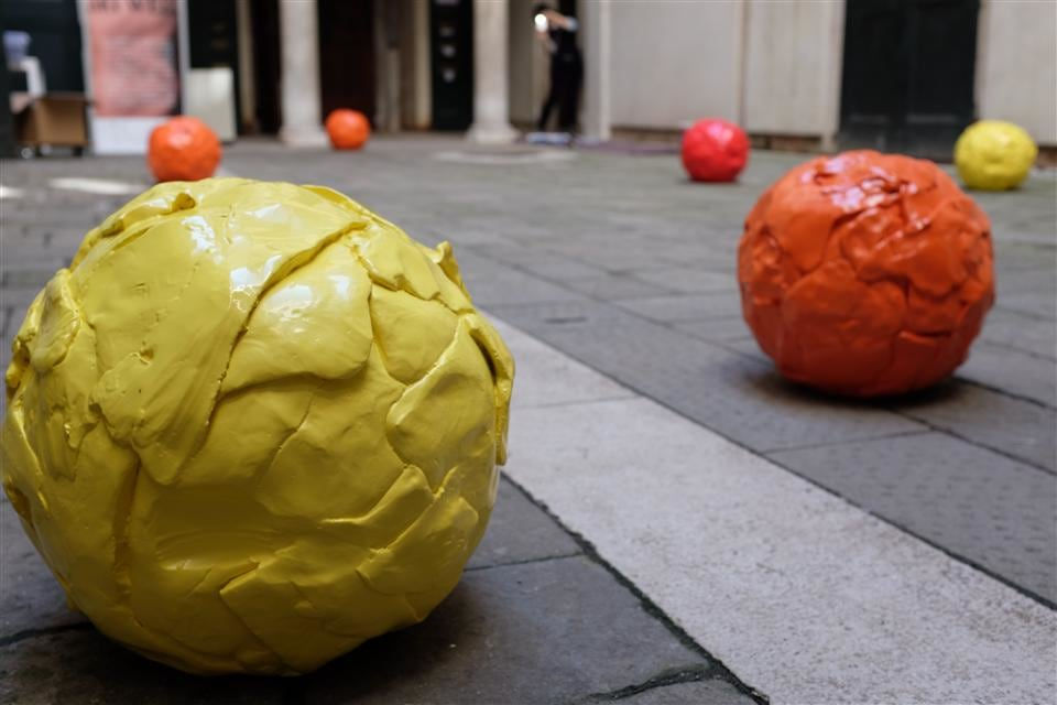 Scott Eady, Calciami!, 2013